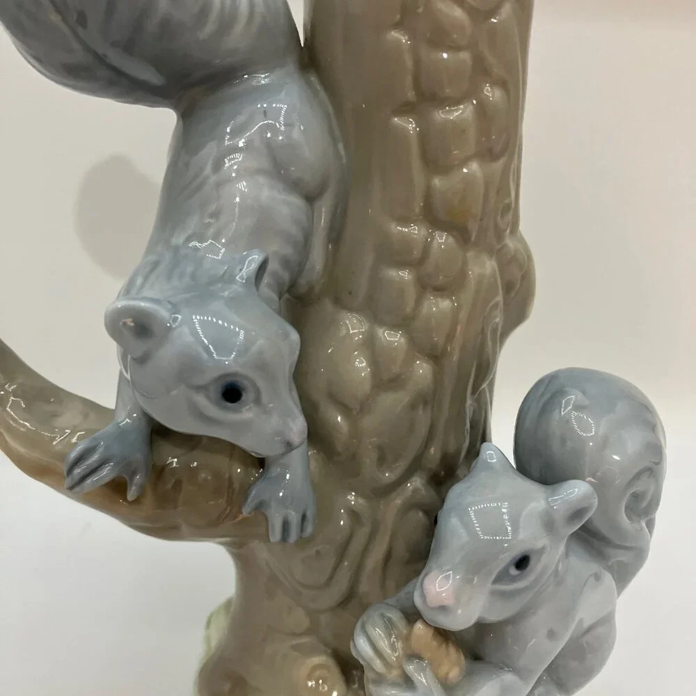 Tengra Porcelain‎ Squirrels Figurine/Planter Pastel Color Way 8